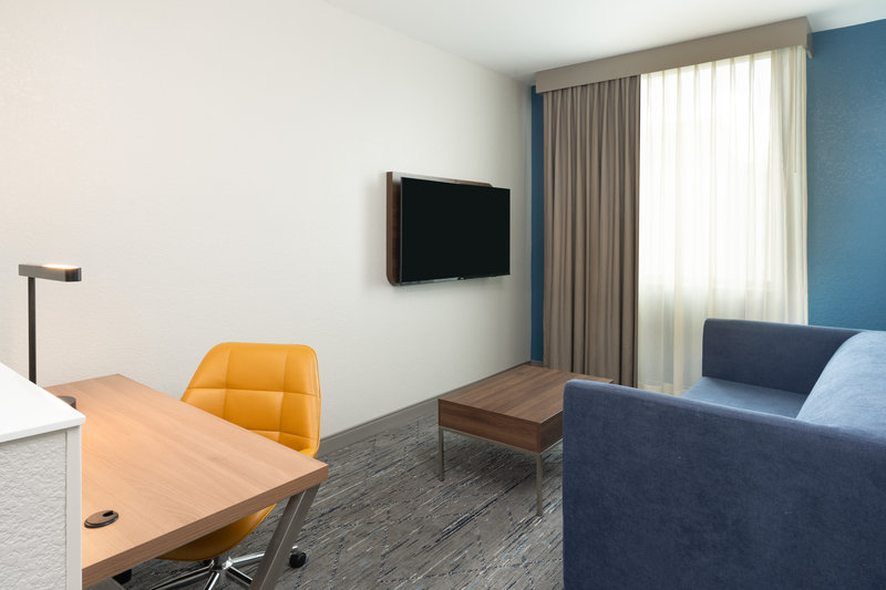 Holiday Inn Express Miami Airport-Blue Lagoon Area