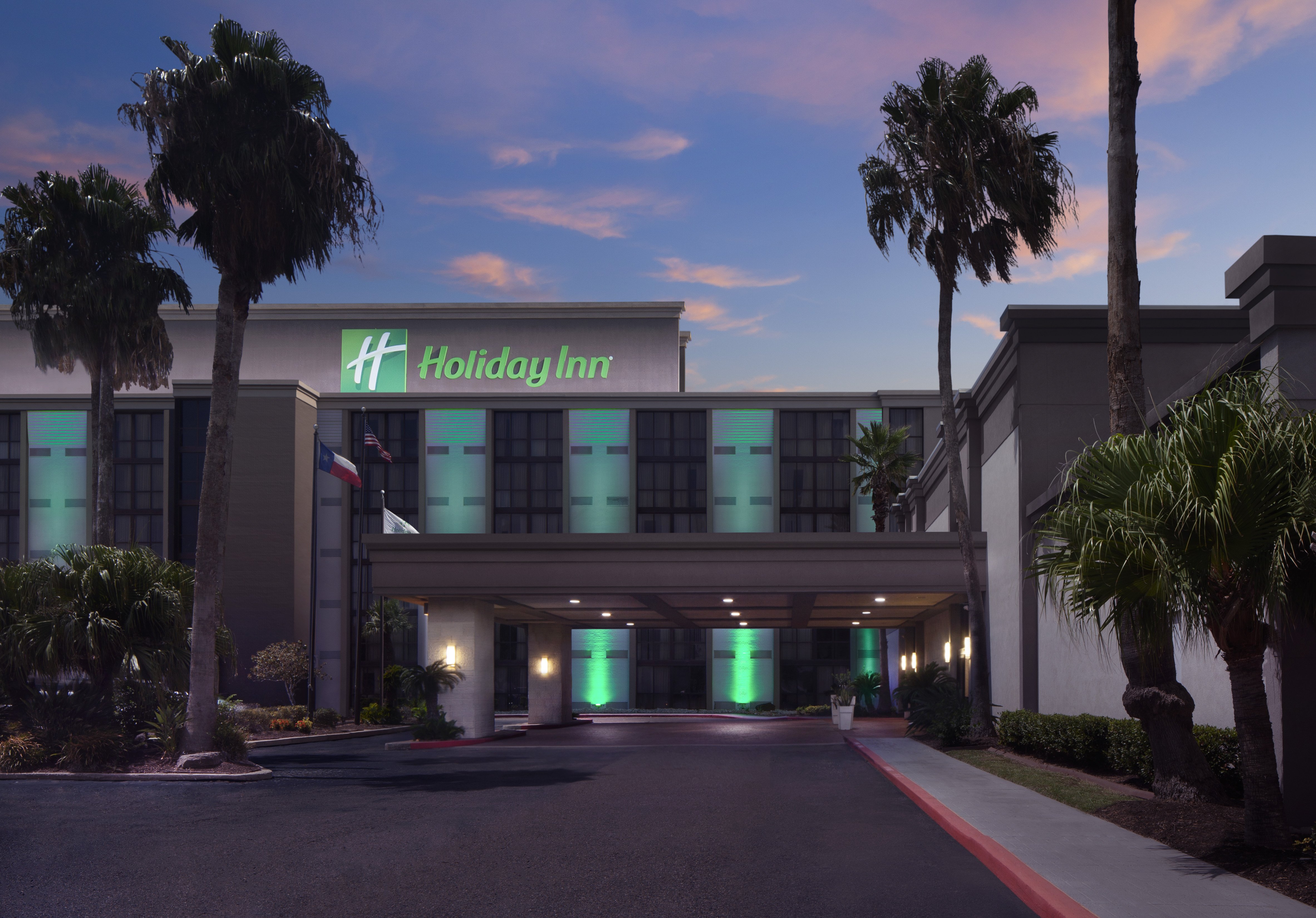 Holiday Inn Airport & Conf Center
