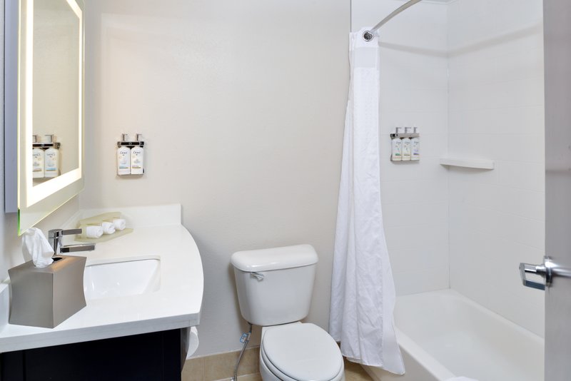 HOLIDAY INN EXP NEW COLUMBIA