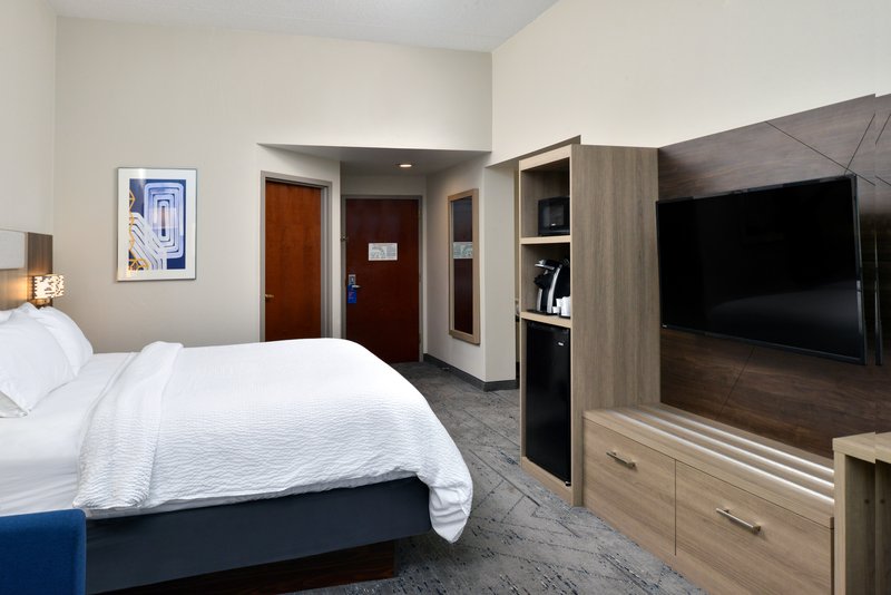 HOLIDAY INN EXP NEW COLUMBIA