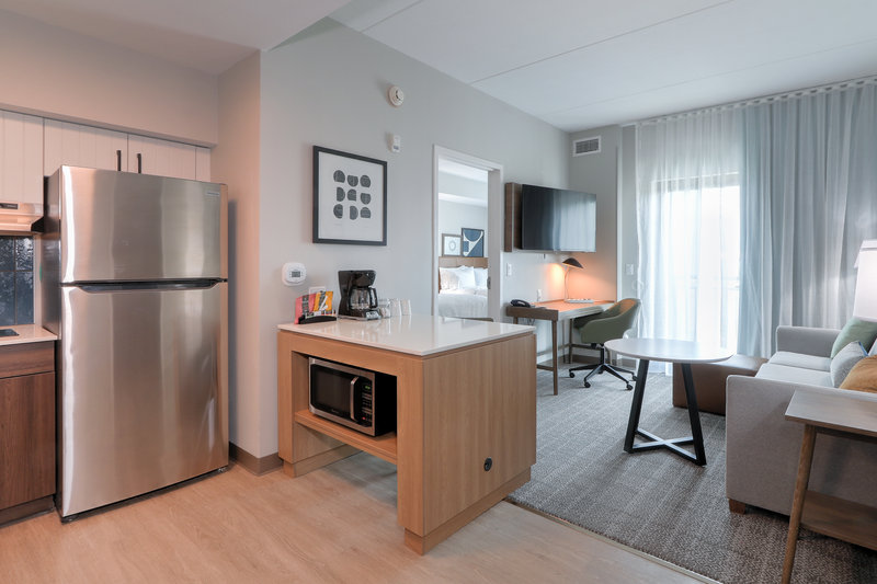 Staybridge Suites Pigeon Forge – Smoky Mtns