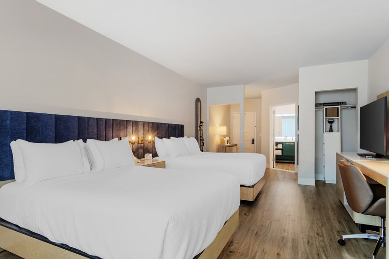 Even Hotels Waco – University Area