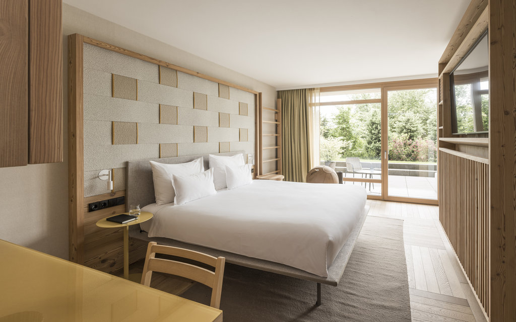 Guest photo