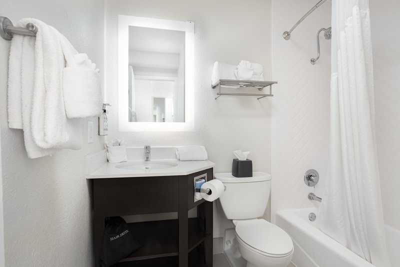 HOLIDAY INN OCEANFRONT SURFSIDE