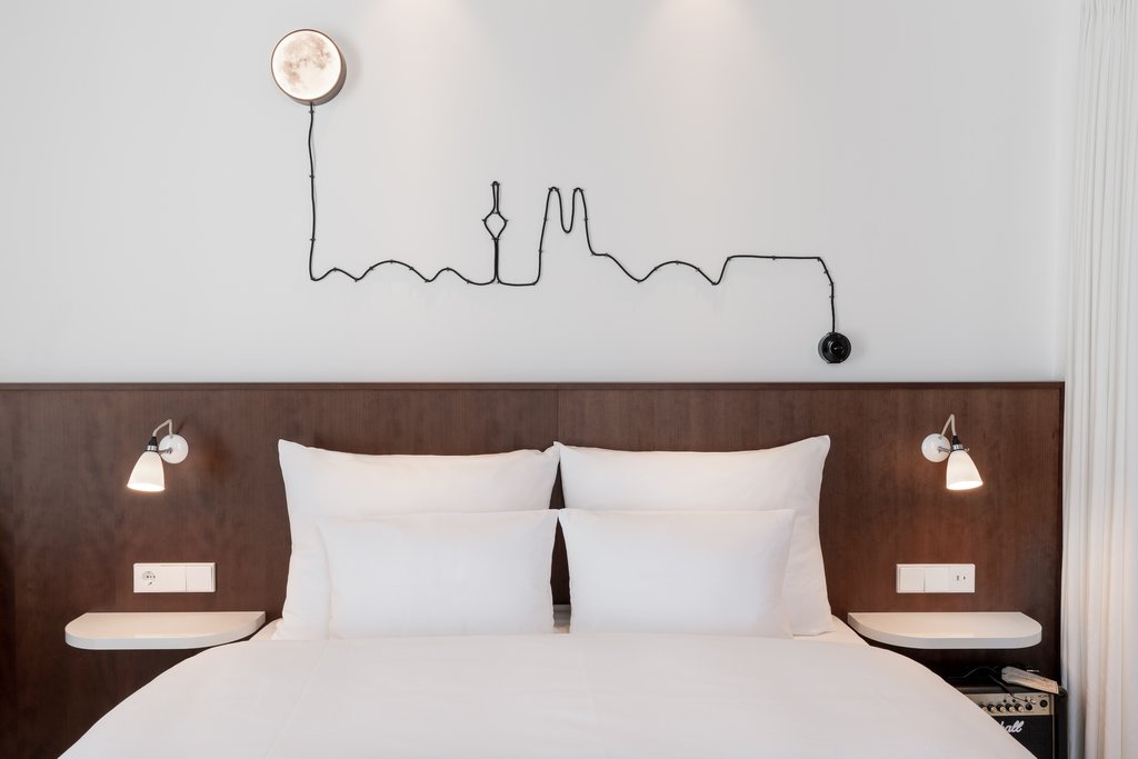 Guest photo