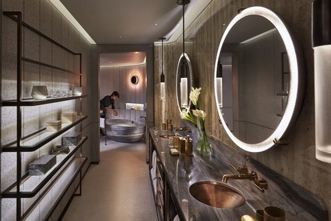 LMHKG Entertainment Suite Bathroom With Model