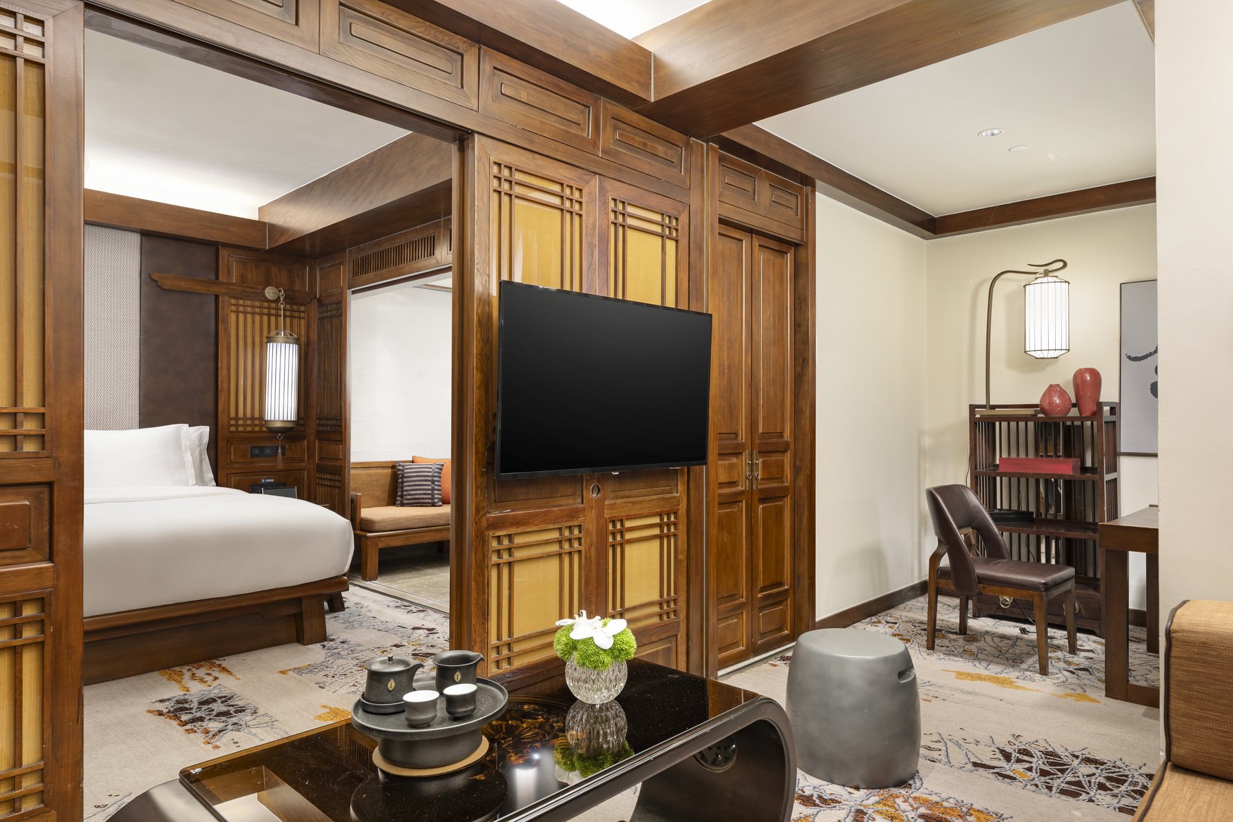 InterContinental Hotels LIJIANG ANCIENT TOWN RESORT Room Type - 1 King Premium