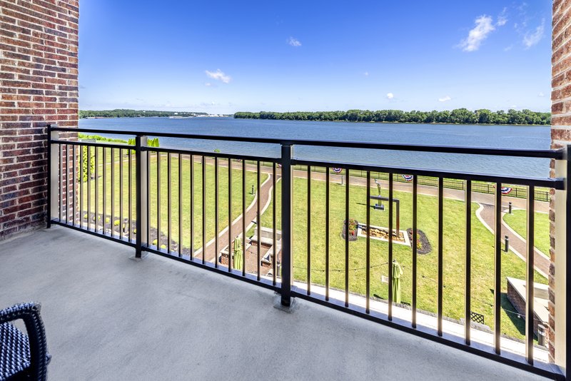 Holiday Inn Owensboro Dwtn – Ohio River