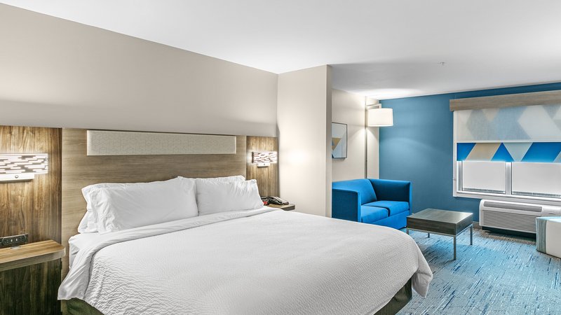 Holiday Inn Express and Suites Nokomis – Sarasota South