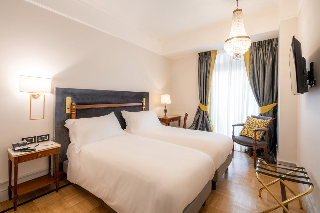 Guest photo