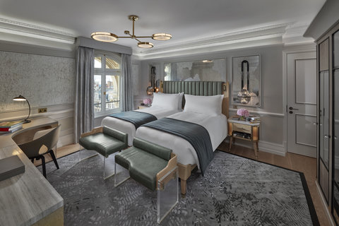 Deluxe Room Twin