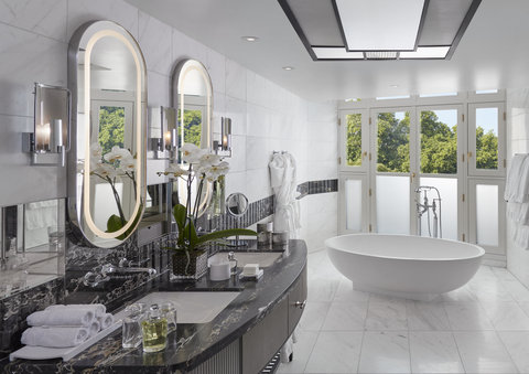Presidential Suite Bathroom