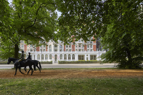 Mandarin Oriental Hyde Park London Exterior