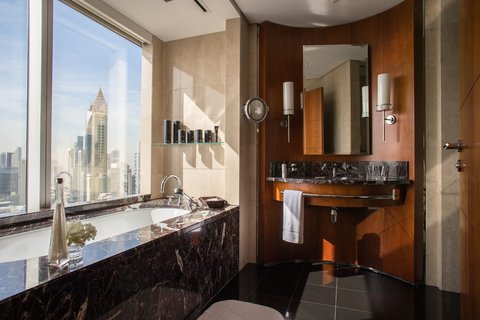 Executive Suite Bathroom