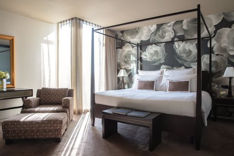 Presidential Suite Bedroom_2
