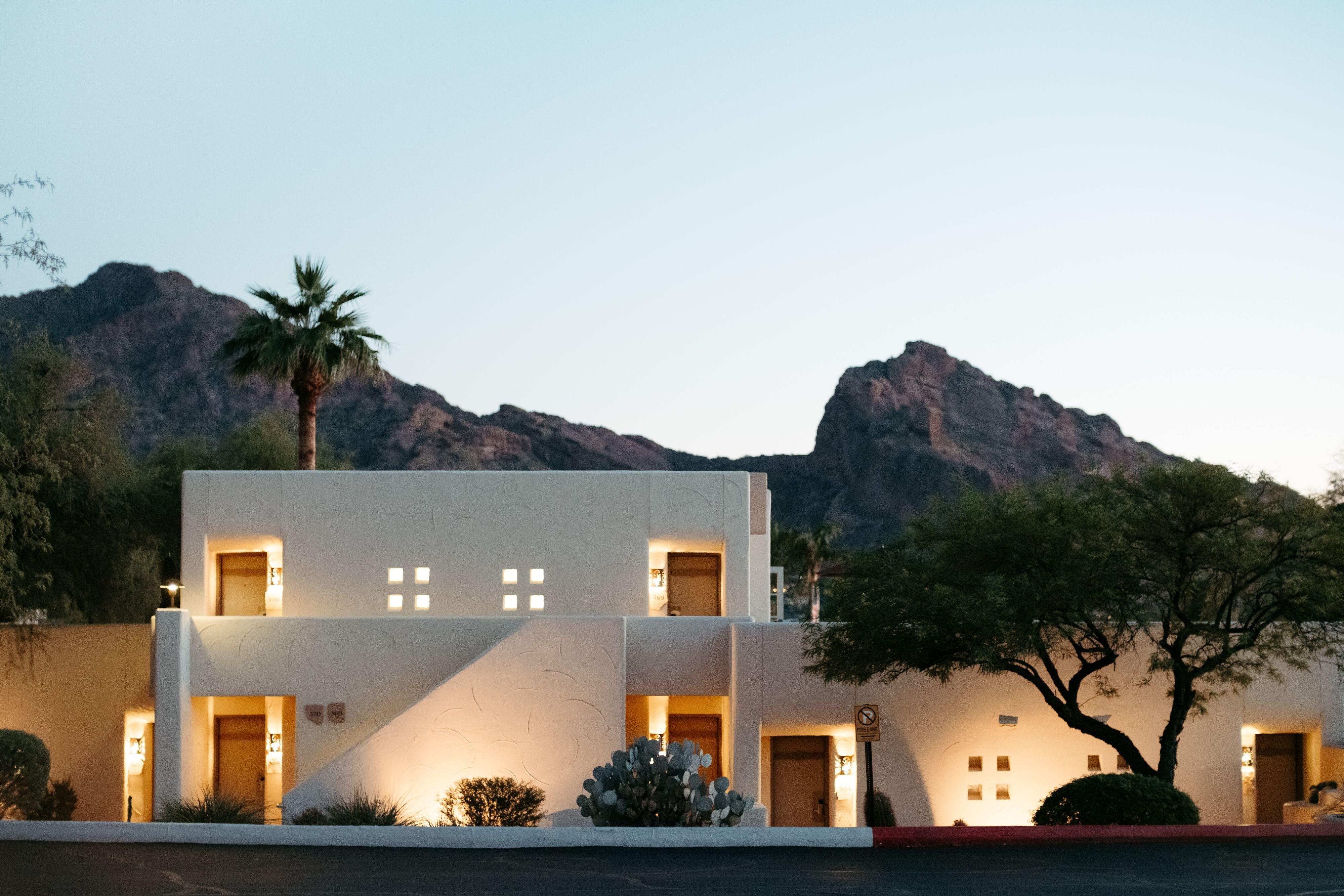JW Marriott Camelback Inn casitas with Camelback Mountain in the background