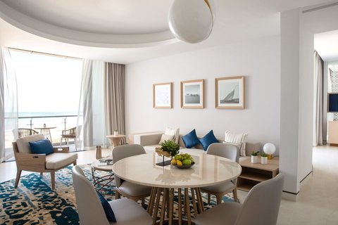 JSI Ocean One Bedroom Suite Gallery Image