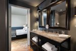 Deluxe, 1 Bedroom Suite, 1 King, Golf view, Upper floor, Terrace