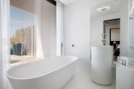 Classic, 1 Bedroom Smaller Suite, 1 King, Golf view, Upper floor, Terrace