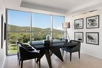 Deluxe, 1 Bedroom Suite, 1 King, Golf view, Upper floor, Terrace
