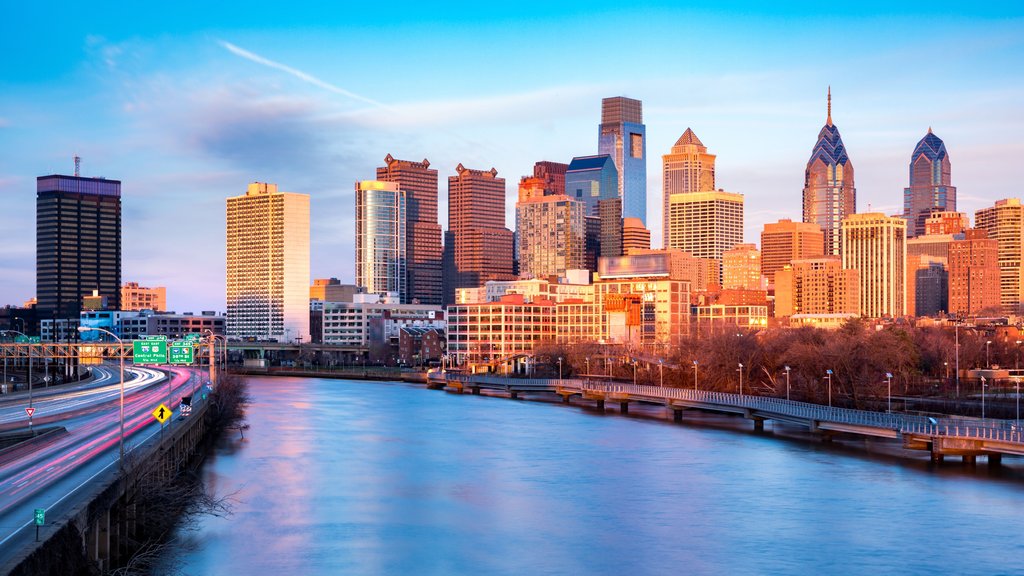 Philadelphia City Center is 15 minutes from the hotel.