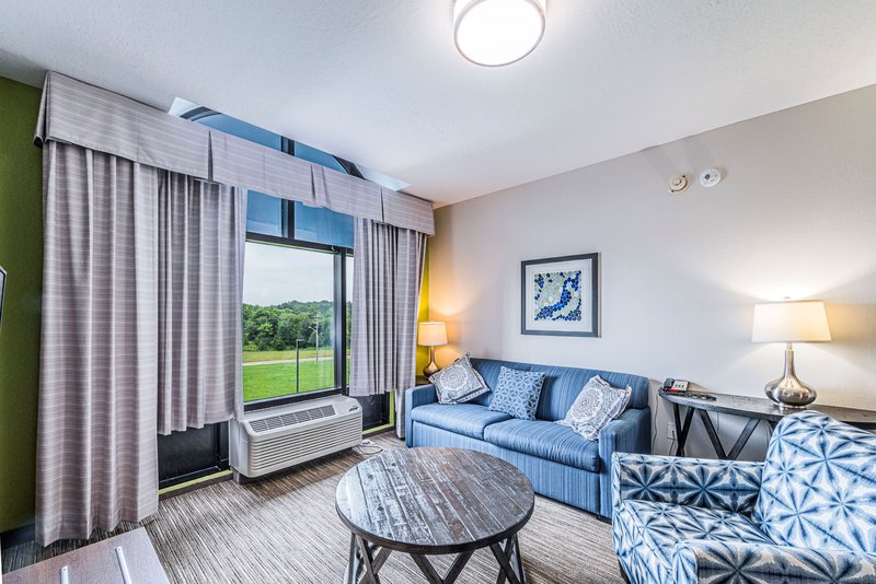 HOLIDAY INN EXP STES FRANKLIN