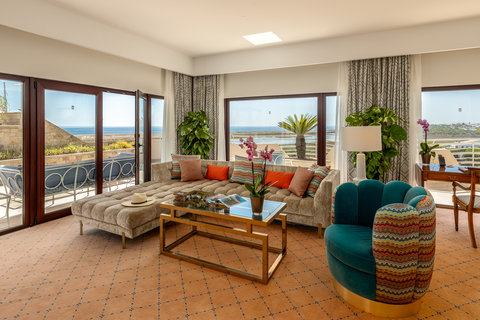 Royal Suite Living Room
