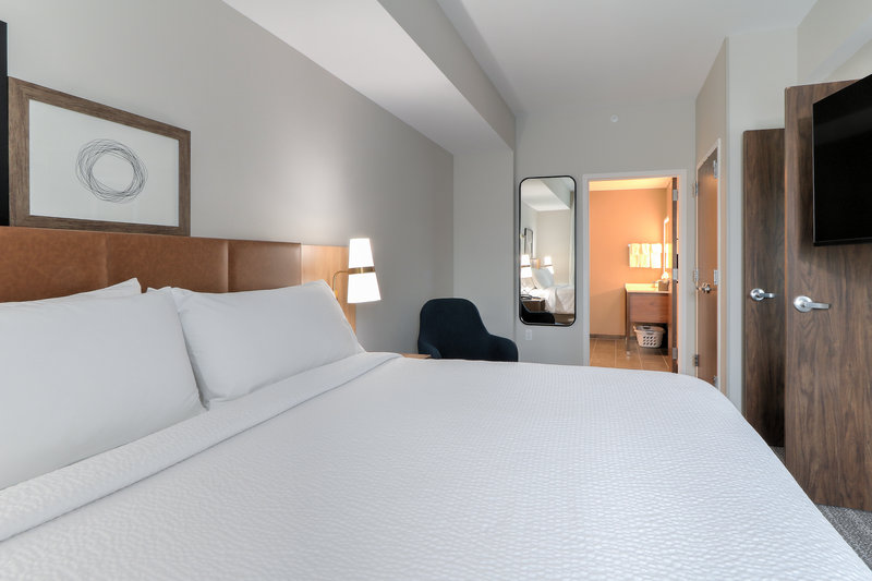 Staybridge Suites Pigeon Forge – Smoky Mtns