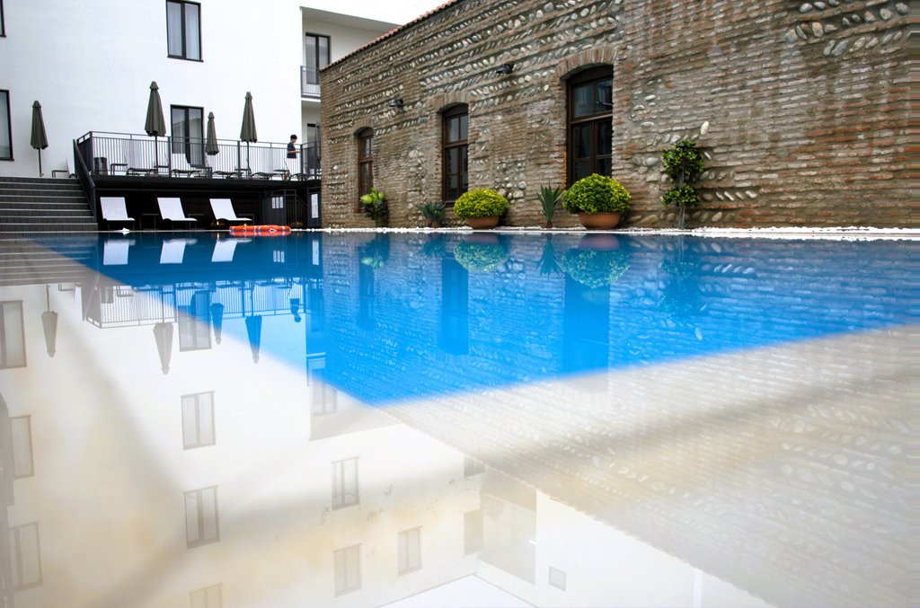 hotel_image_2