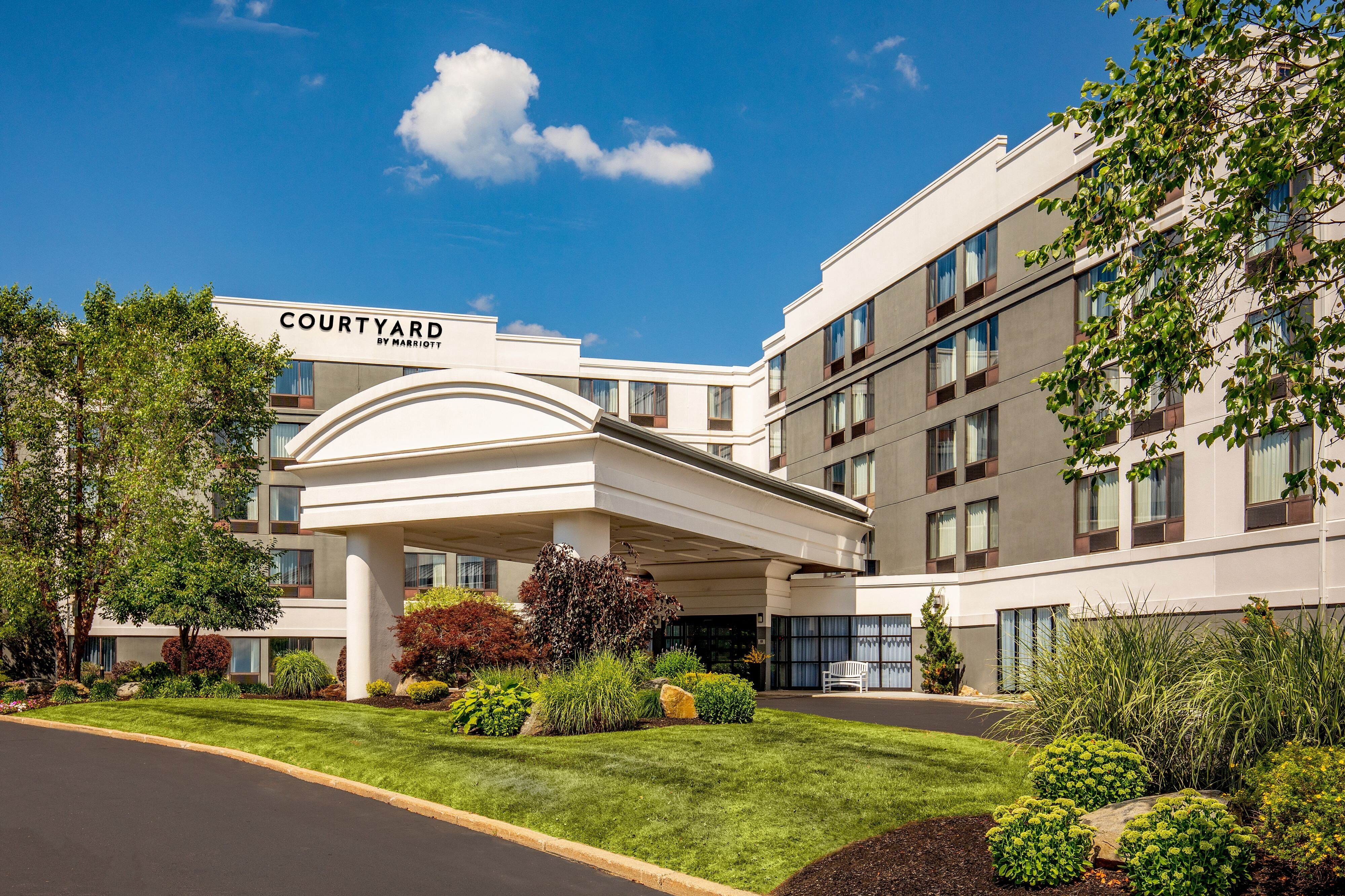 Courtyard Boston Marlborough