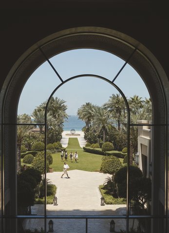 Four Seasons Dubai Walk Way V