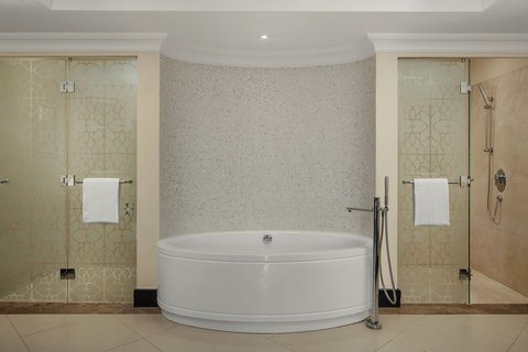 Junior Suite Bathroom