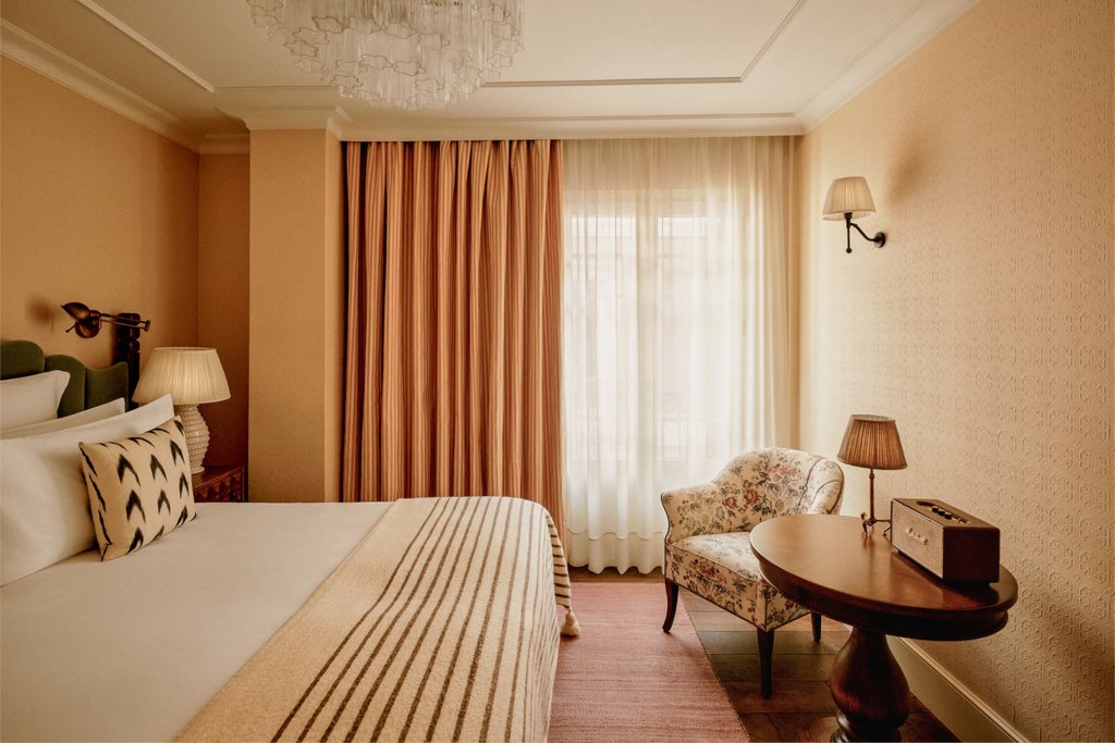 Guest photo