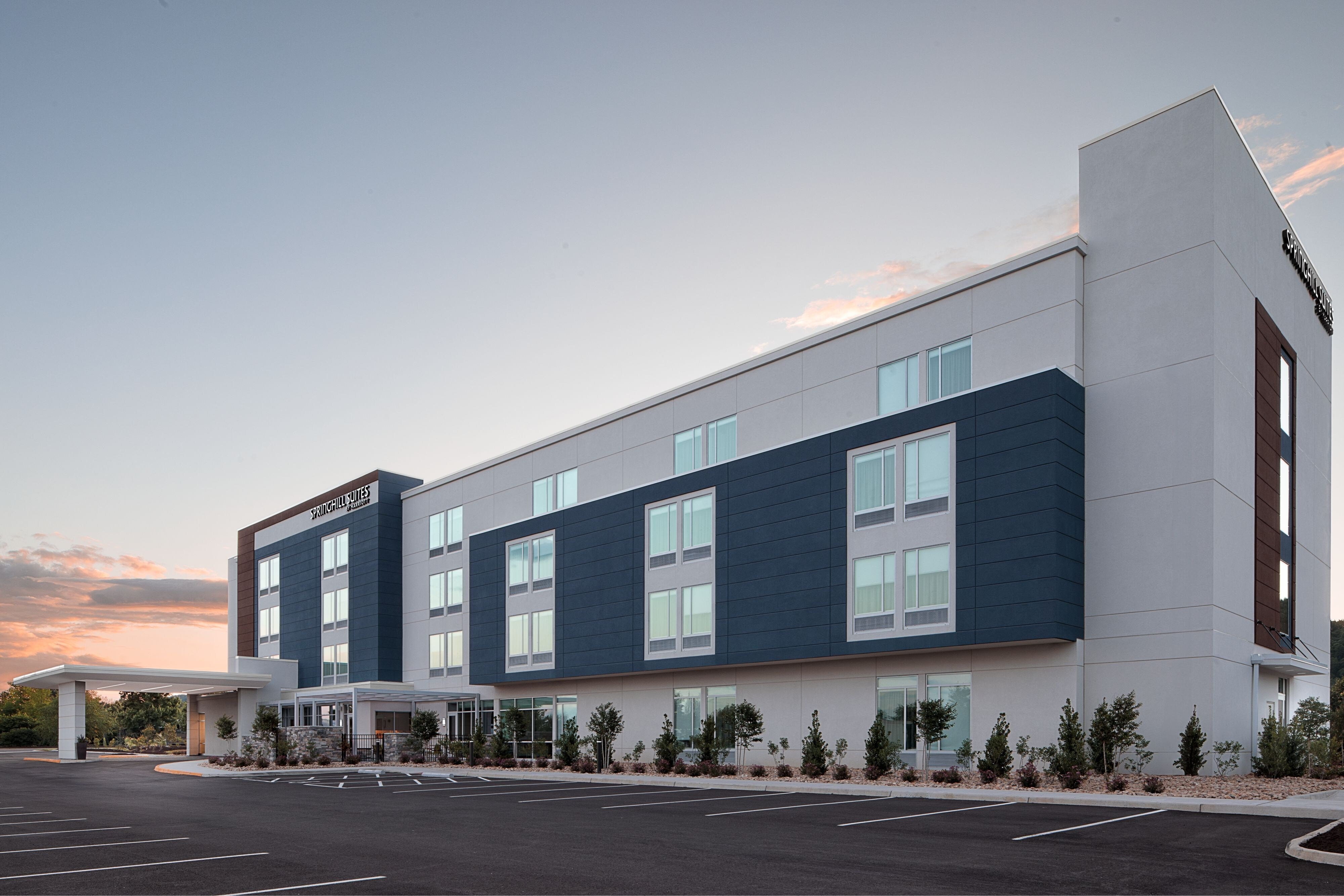 SpringHill Suites Roanoke North