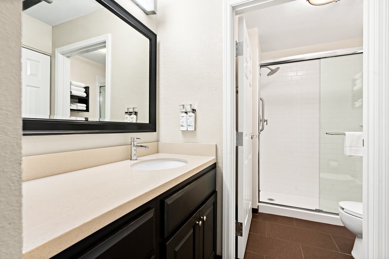 STAYBRIDGE SUITES WEST CHESTER