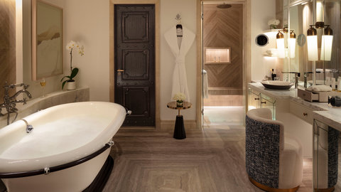 Jumeirah Dar Al Masyaf Palm House Garden Suite Bathroom