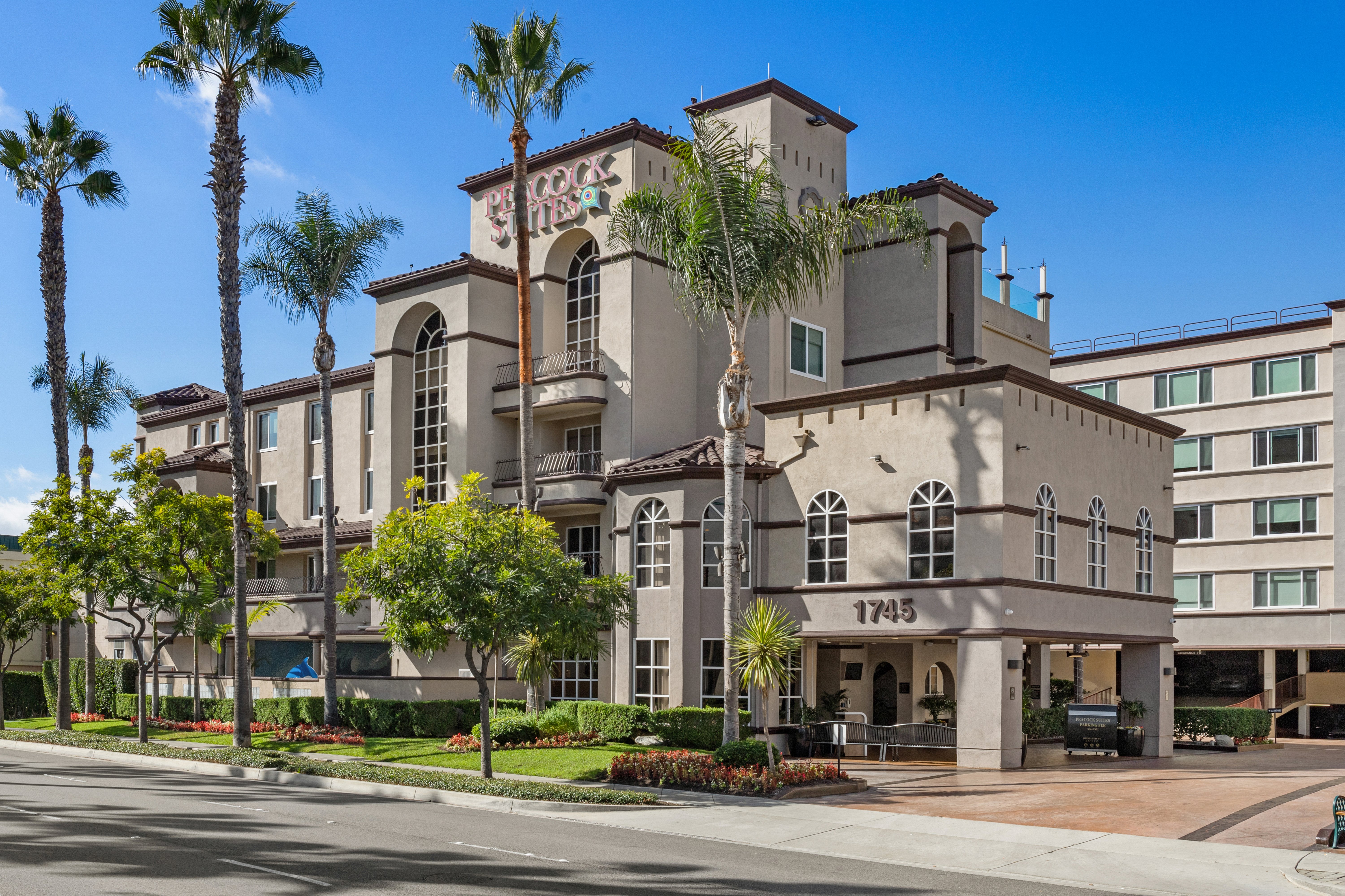 Peacock Suites
