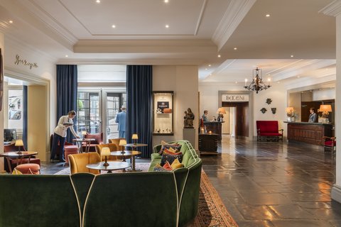 RFH Hotel Amigo - Lobby