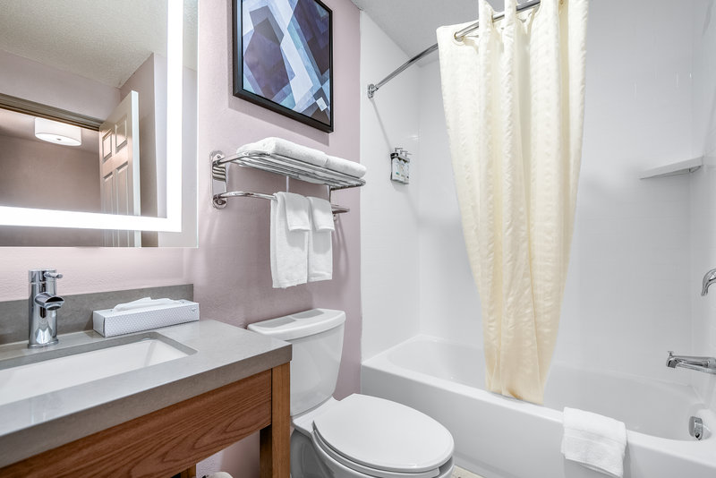 CANDLEWOOD SUITES BORDENTOWN