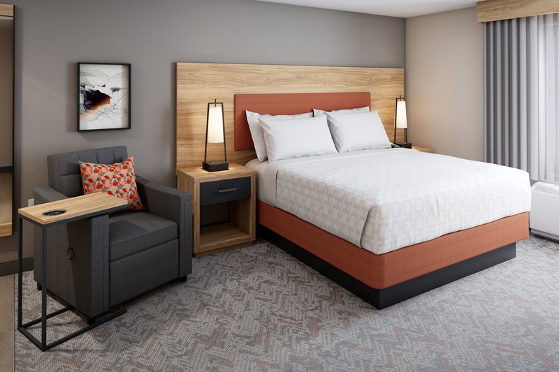 1 King Studio Suite Mobility Accessible Tub