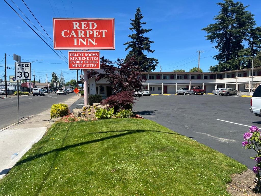 Red Carpet Inn