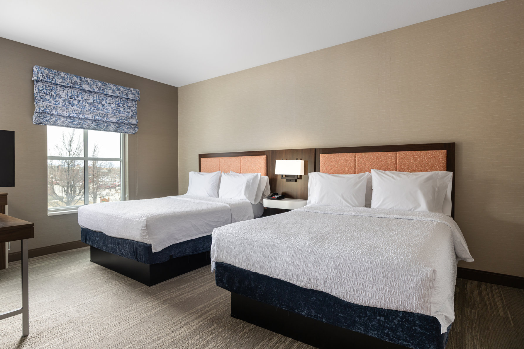 Hampton Inn & Suites North Logan, UT Room Type - 2QN STDO MIC FRIDG WTBR NS