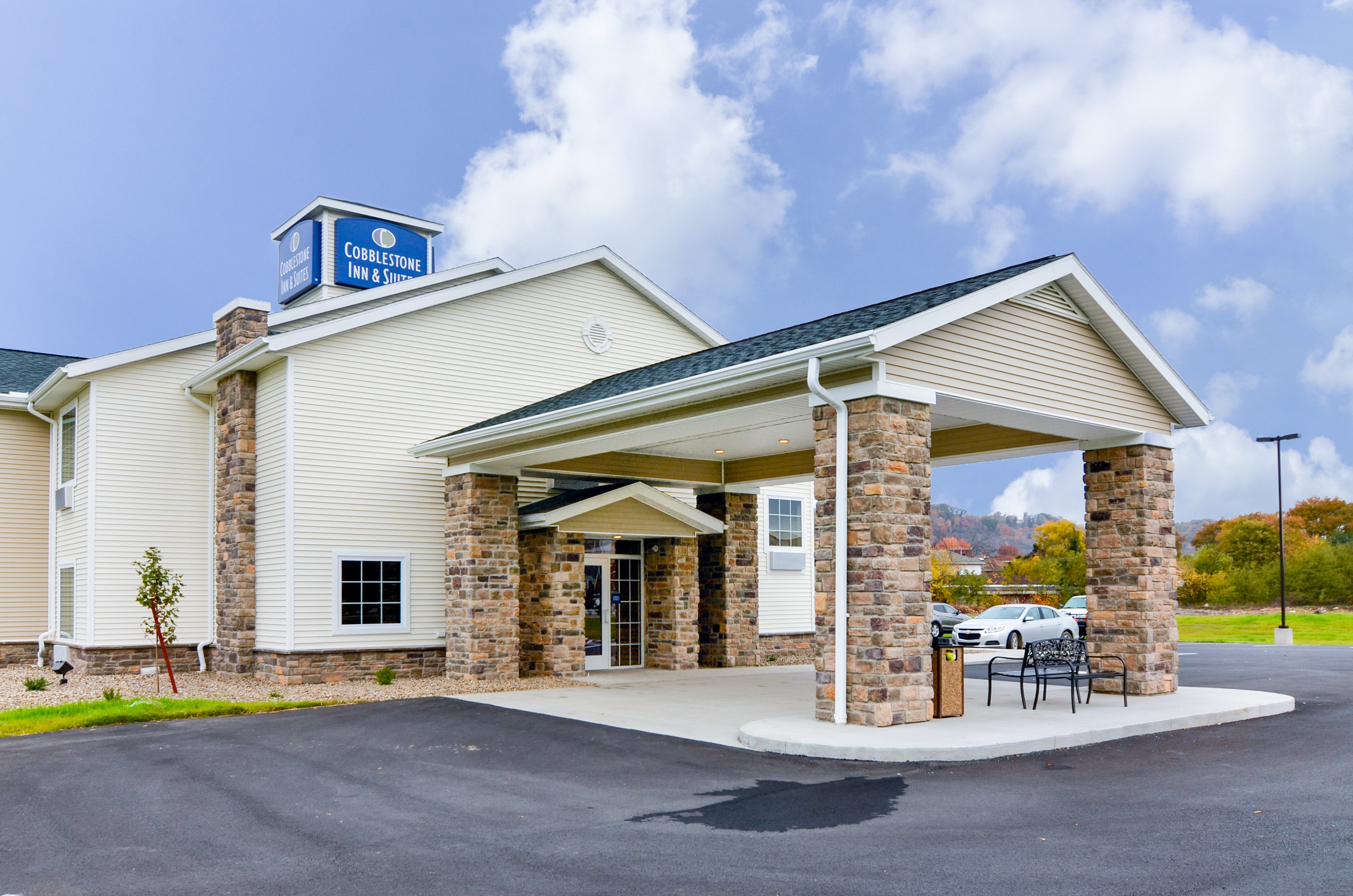Cobblestone Inn & Suites, Ambridge