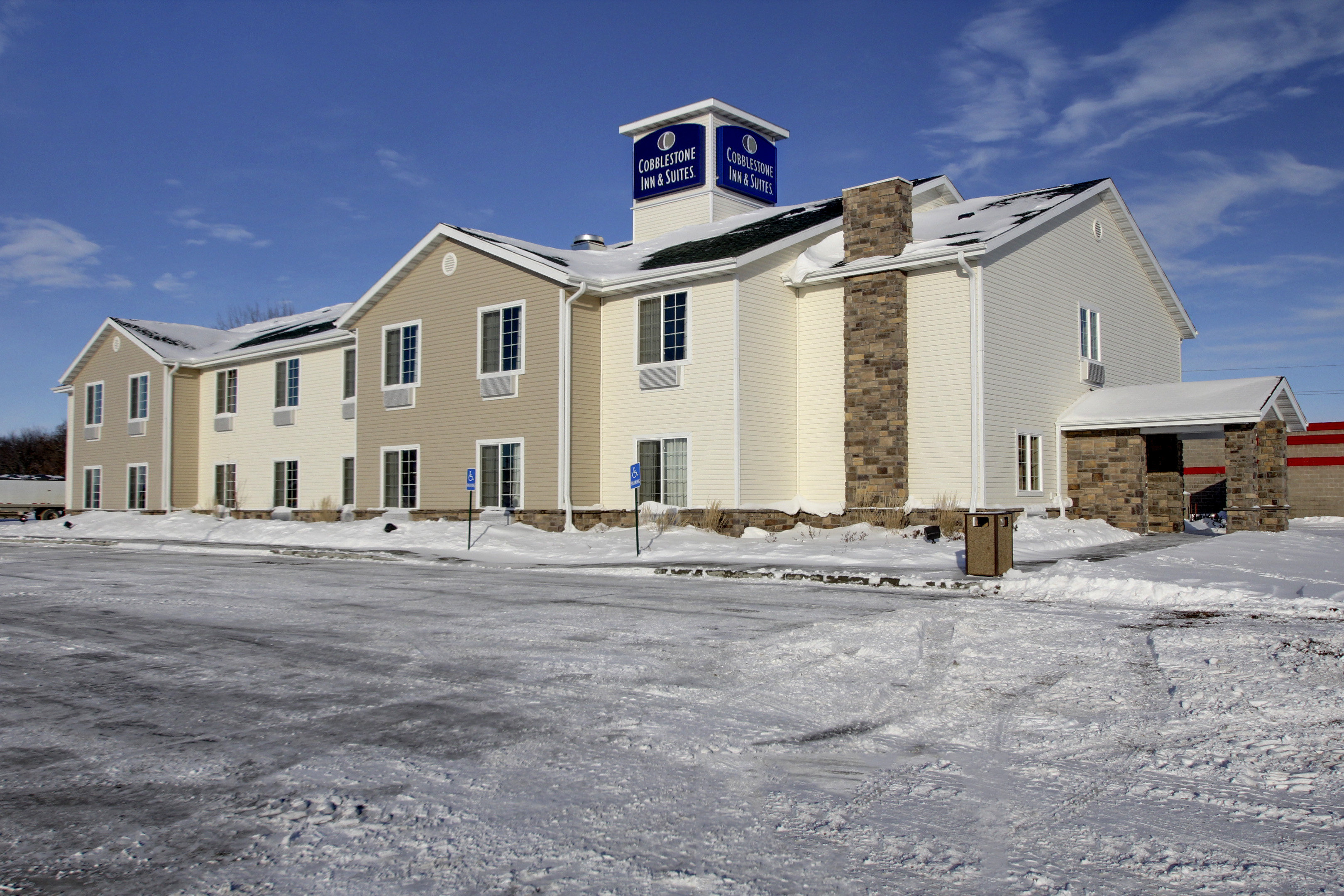 Cobblestone Inn Carrington