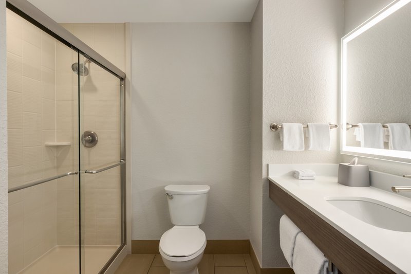 Holiday Inn Express & Suites Fort Lauderdale Airport South