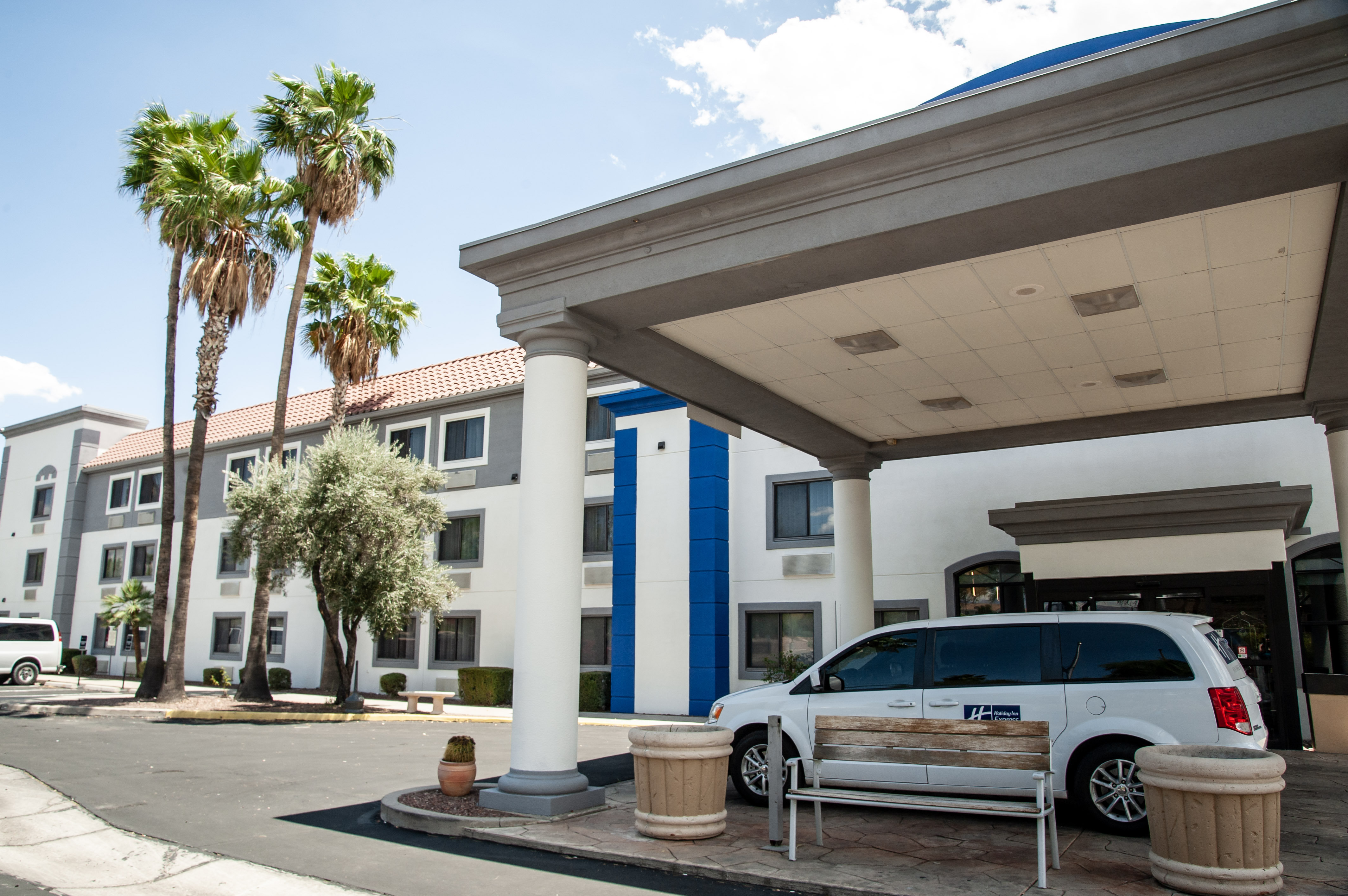 Holiday Inn Express Tucson Airport