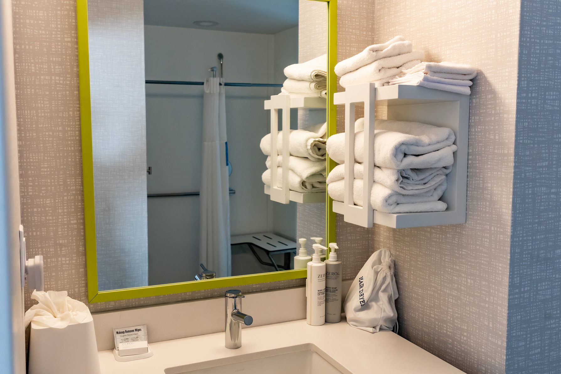 Hampton Inn and Suites Leesburg Room Type - 1KN MOB HEA ACC RIS STU NS
