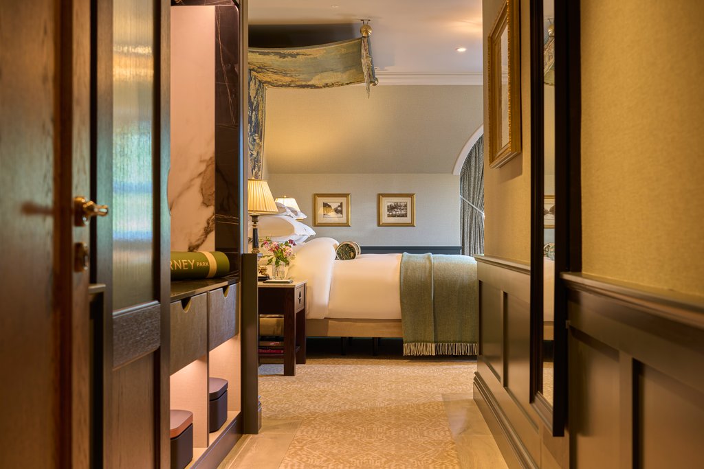 Guest photo