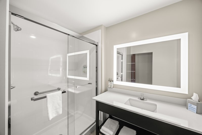Holiday Inn Express Asheville – Woodfin