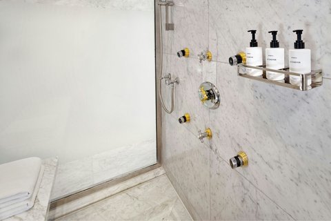 Steam Room_Penthouse